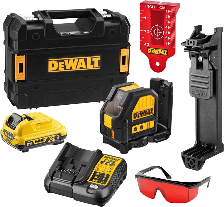 Avis et test du niveau laser DeWalt DCE088D1R : la croix rouge d&rsquo;entrée de gamme