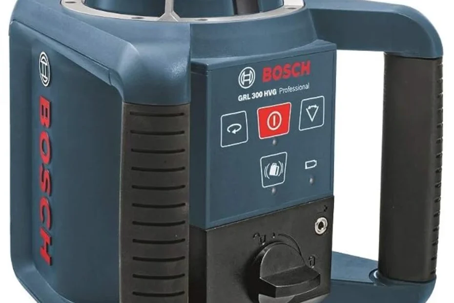 Laser rotatif vert Bosch GRL 300 HVG Professional vu de trois quarts, tête rotative et clavier