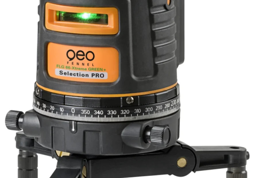 Laser multiligne vert geo-FENNEL FLG 66-Xtreme Green noir et orange sur ses trois pieds réglables