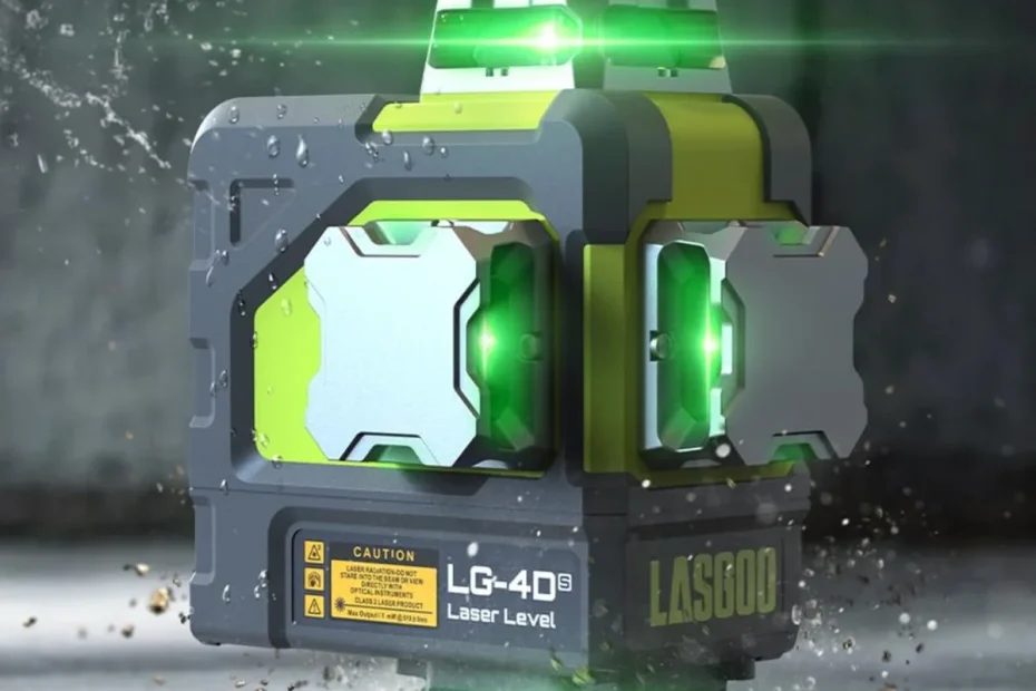 Niveau laser 4D vert LasGoo LG-4Ds gris et vert, fenêtres allumées, sous des projections d'eau